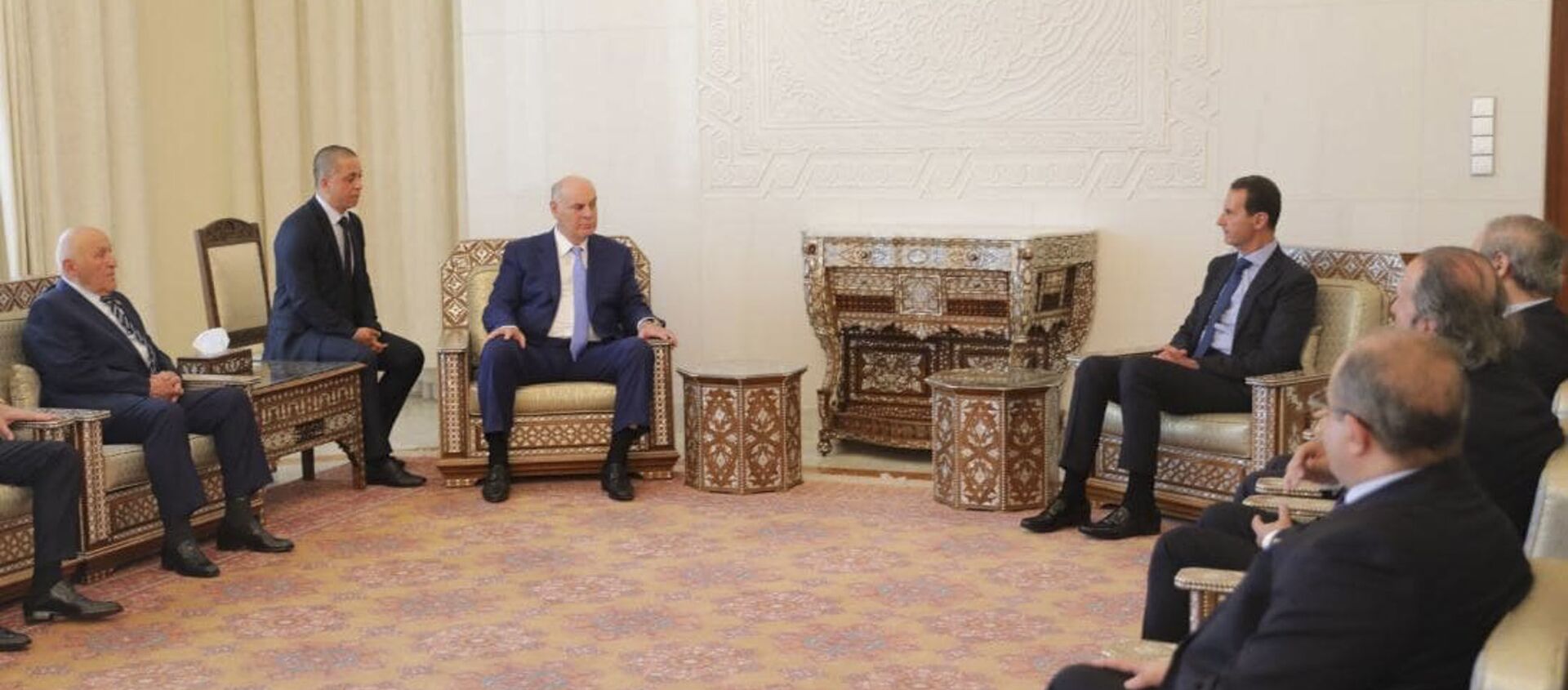 Официальная встреча Президентов Республики Абхазия и Сирийской Арабской Республики Аслана Бжания и Башара Аль-Асада - Sputnik Аҧсны, 1920, 17.05.2021