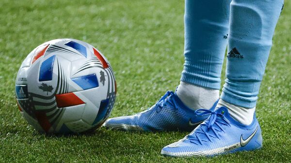 Футбольный мяч  - Sputnik Аҧсны