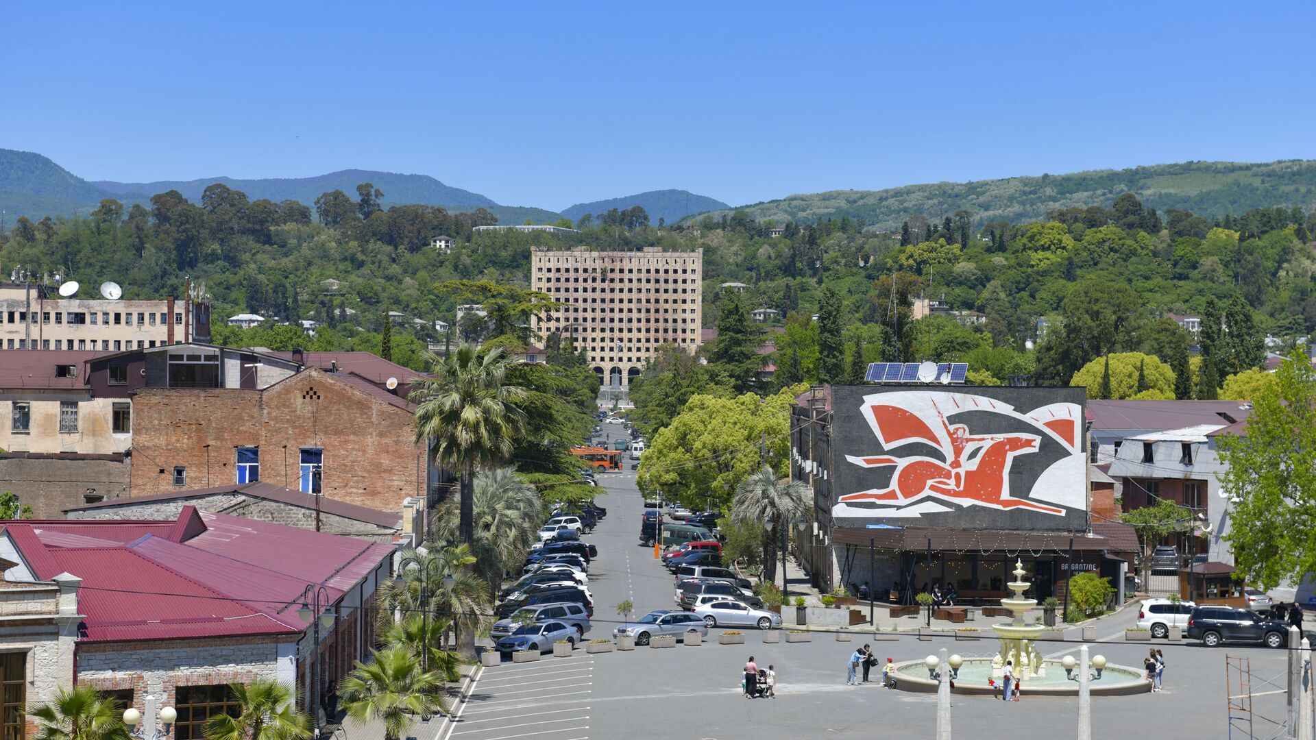 Вид на площадь Багапша Вид на площадь Багапша - Sputnik Абхазия, 1920, 13.12.2025