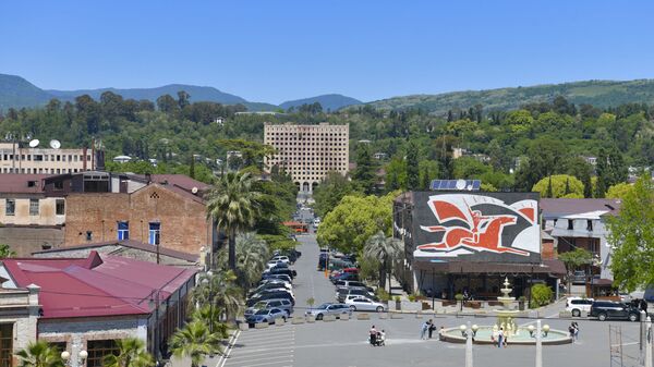 Вид на площадь Багапша  - Sputnik Абхазия