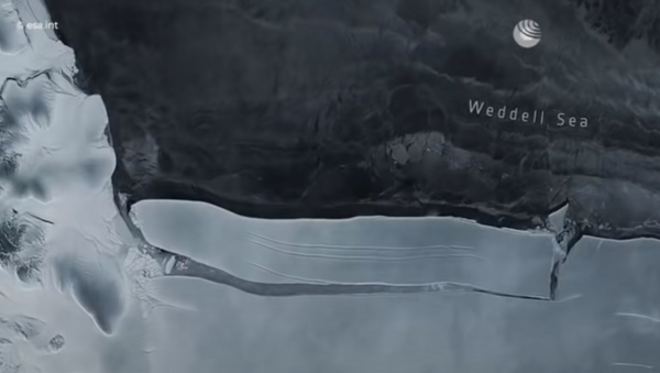 Кадры отколовшегося айсберга в Антарктиде - Sputnik Абхазия