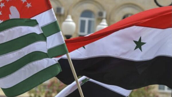 Флаги Сирии и Абхазии - Sputnik Аҧсны