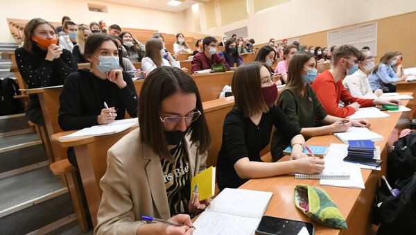 Возобновление очного обучения в вузах - Sputnik Абхазия