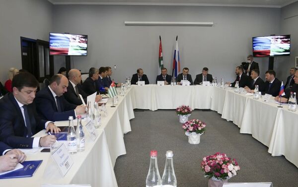 МВД Абхазии и России обсудили вопросы безопасности в приграничной зоне - Sputnik Абхазия