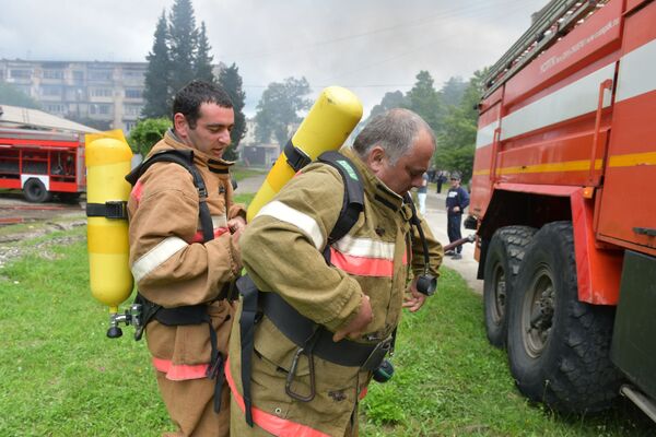 Пострадавших во время происшествия нет. Причины возгорания выясняются. - Sputnik Абхазия