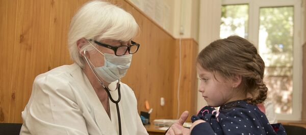 Медицинское обследование подопечных БОО Киараз Медицинское обследование подопечных БОО Киараз - Sputnik Абхазия