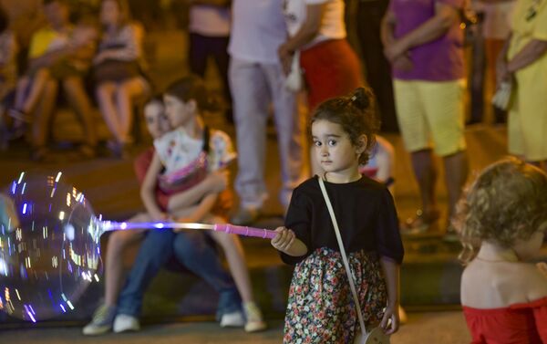 День молодежи отметили концертом на набережной Сухума - Sputnik Абхазия