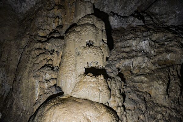 В пещере можно увидеть необычные образы. - Sputnik Абхазия