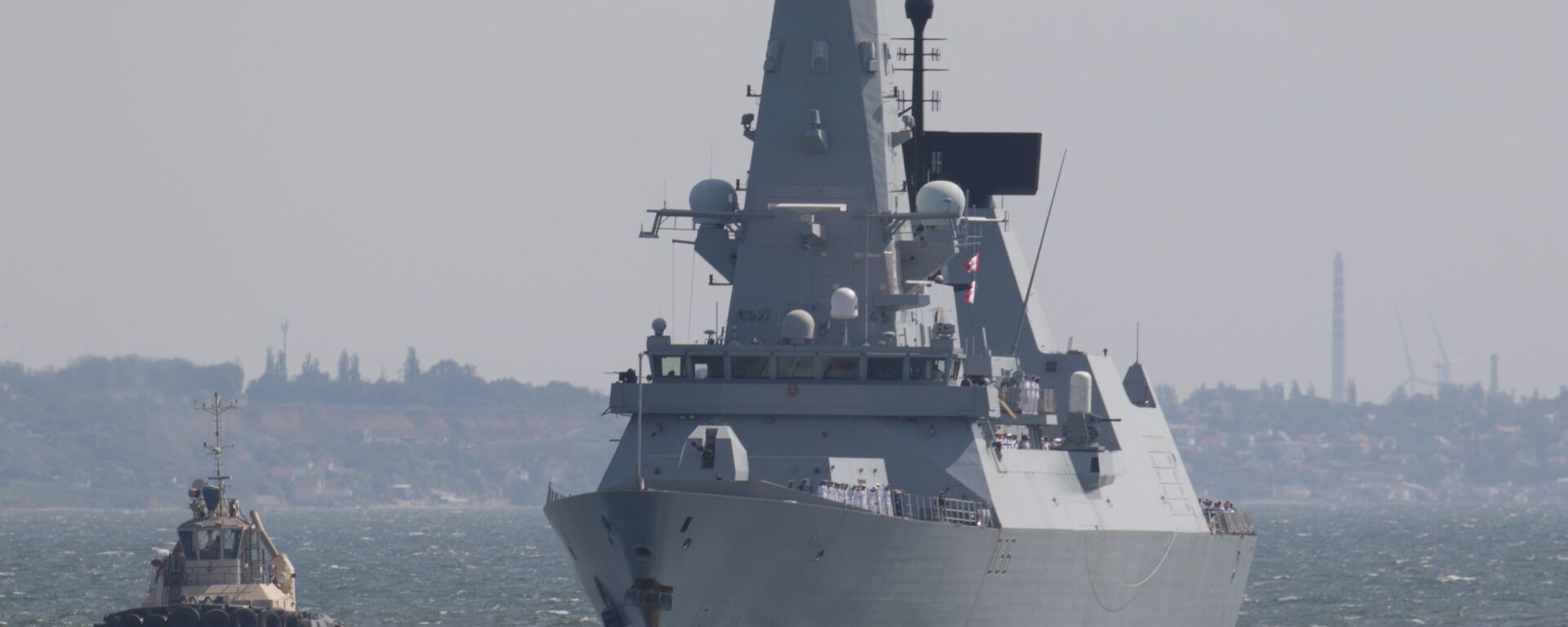 Эсминец Тип 45 британских ВМС HMS Defender прибыл в черноморский порт Одесса, Украина, 18 июня 2021 года. Фотография сделана 18 июня 2021 года. REUTERS / Сергей Смоленцев - Sputnik Абхазия, 1920, 07.07.2021