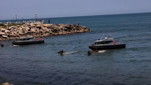 Тренировка морских пехотинцев Каспийской флотилии перед празднованием Дня ВМФ - Sputnik Абхазия