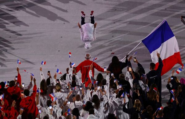 Сборная Франции на церемонии открытия XXXII летних Олимпийских игр в Токио. - Sputnik Абхазия