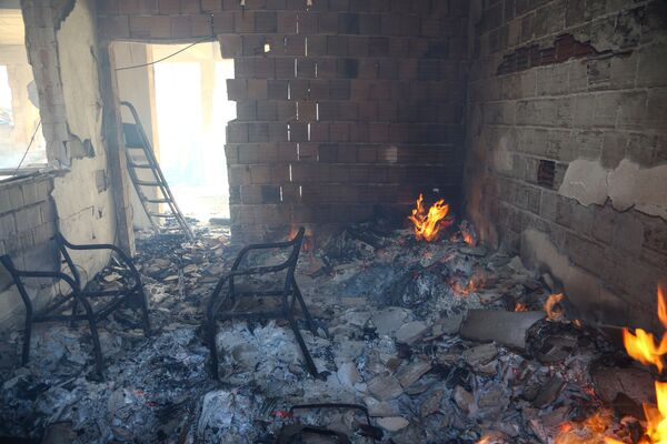 Комната сгоревшего в результате лесного пожара дома в Манагавте, Турция. - Sputnik Абхазия