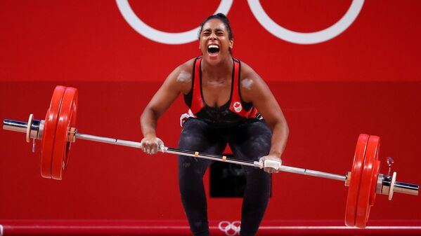 Канадская штангистка Кристель Нгарлем на Олимпийских играх в Токио. - Sputnik Абхазия