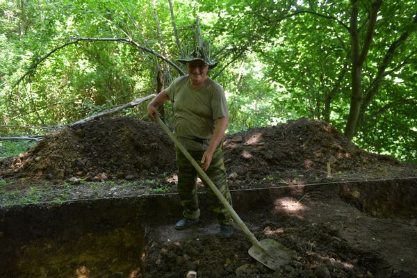 Часть археологического объекта, на котором ведутся исследования. - Sputnik Абхазия