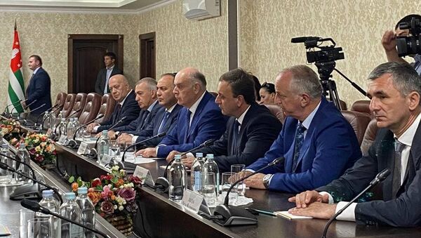 Встреча Абхазской делегации в Южной Осетии  - Sputnik Аҧсны