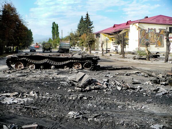 Битва За Цхинвал: Архивные Фотографии Войны В Южной Осетии - 08.08.