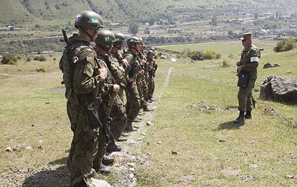 Высокогорные подразделения выполнят единственную с боевой стрельбой специальную задачу конкурса «Эльбрусского кольца» - Sputnik Абхазия