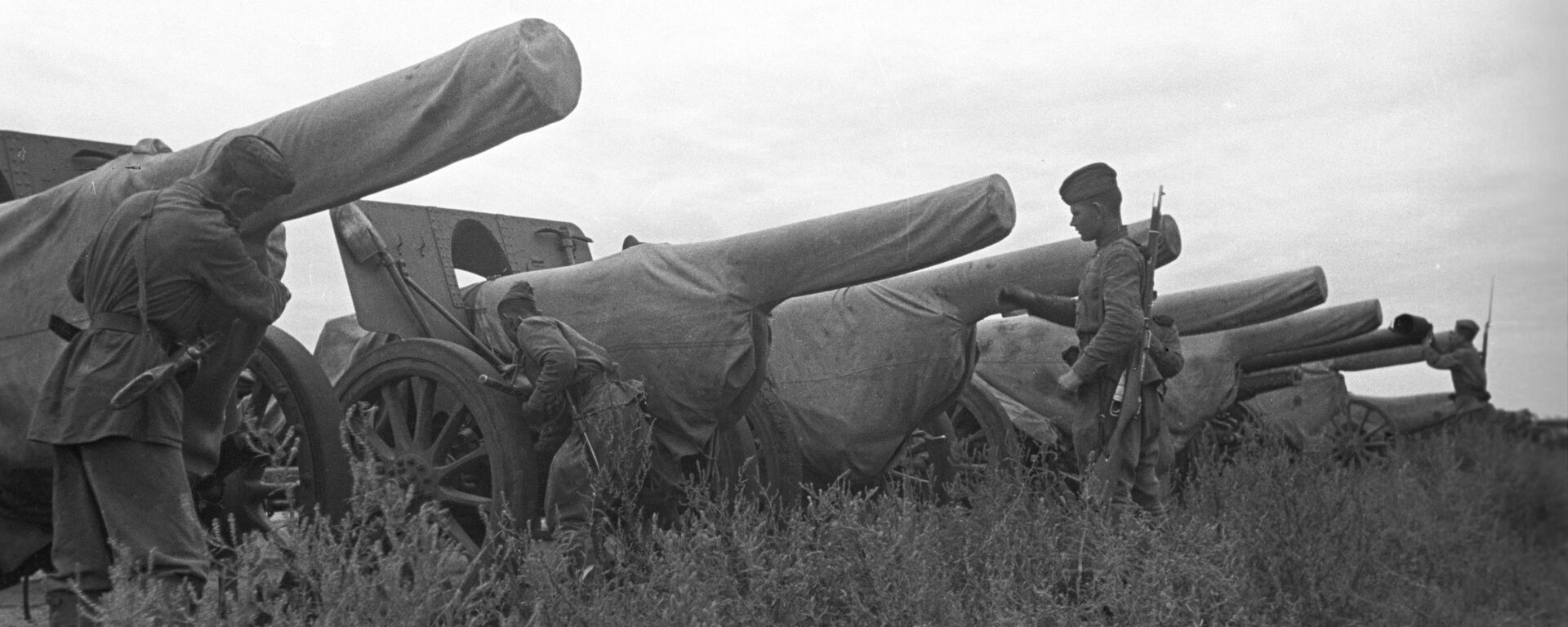Советско-японская война (9 августа - 3 сентября 1945 года). 2-й Дальневосточный фронт. Японская артиллерия, захваченная советскими войсками. - Sputnik Абхазия, 1920, 08.08.2021