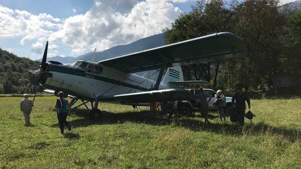 Россотруничество и Дом Москвы помогли школьникам из Псху  - Sputnik Аҧсны