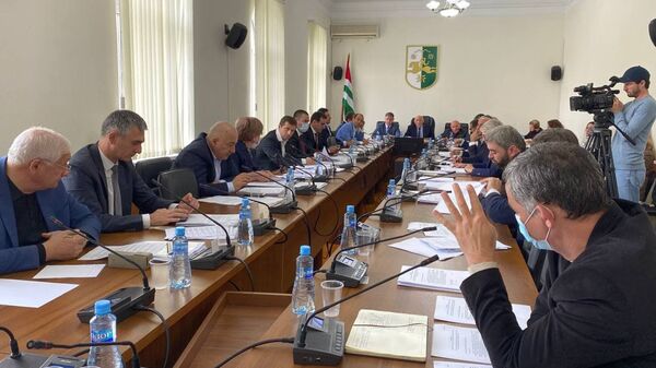 Сессия в парламенте  - Sputnik Абхазия