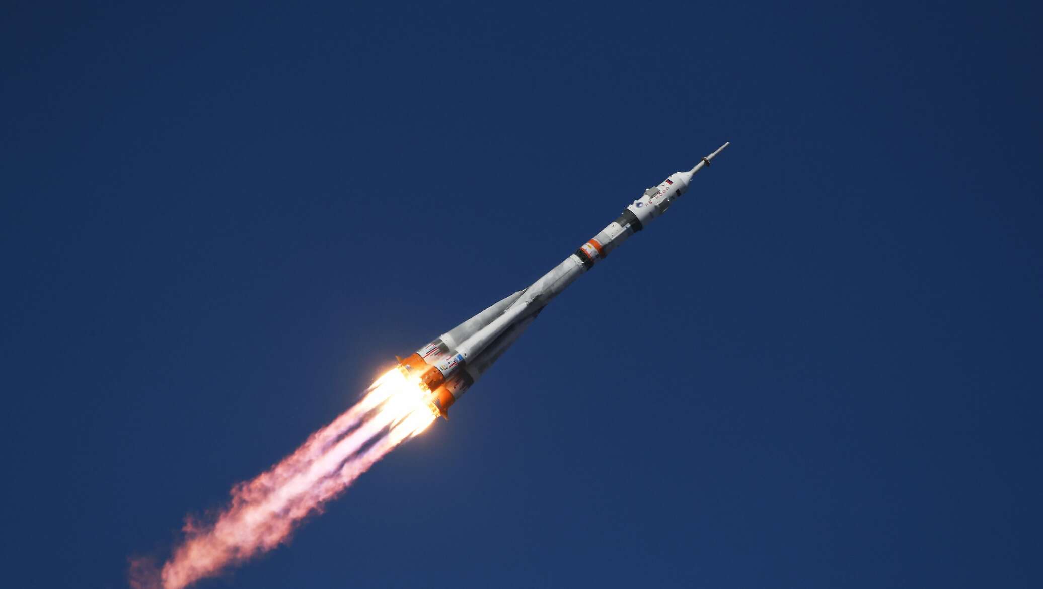 Первый полет ракеты с человеком. Ракета Союз МС. Союз МС-19. Ракета МС 19. Космический корабль МС-19.