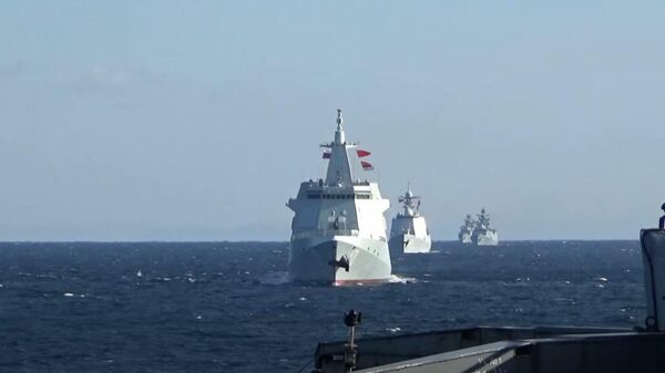 Боевые корабли ВМФ России и ВМС Китая впервые провели совместное патрулирование в Тихом океане
 - Sputnik Абхазия