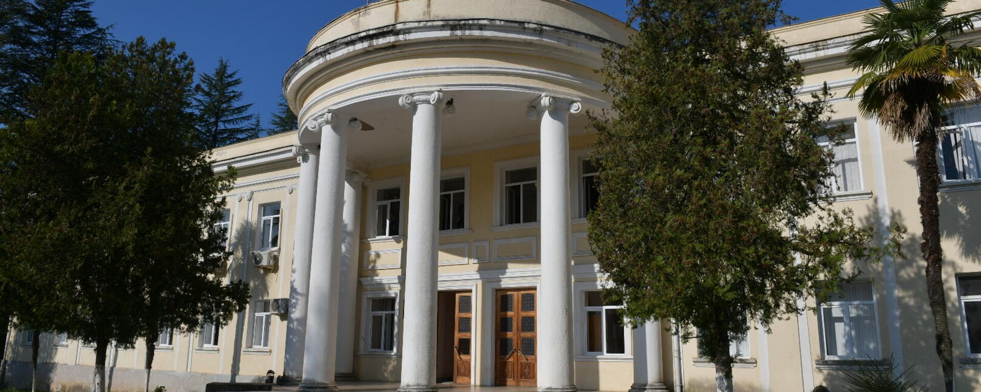 Инспекционная поездка Аслана Бжания в Ткуарчал - Sputnik Аҧсны, 1920, 03.05.2025
