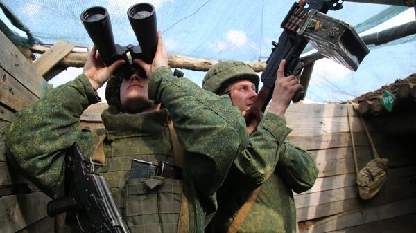 Бойцы Народной милиции ДНР на линии соприкосновения - Sputnik Абхазия