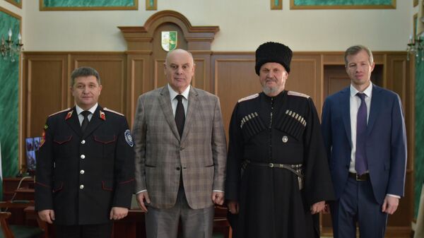 Президент Абхазии встретился с замгубернатора Краснодарского края - Sputnik Аҧсны