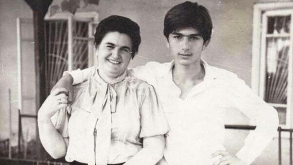 Мама навсегда: памяти поэтессы Нелли Тарба - Sputnik Абхазия