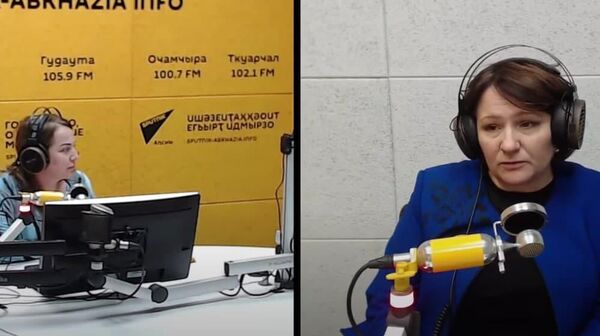 Такие обстоятельства: Шаменкова и Абакелия о строительстве жилья в Сухуме - Sputnik Абхазия