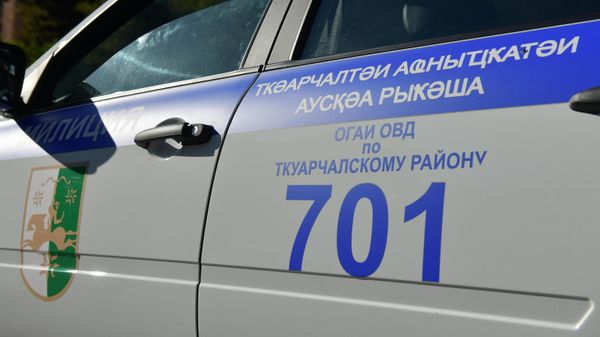 Машина гаи по городу Ткуарчал  - Sputnik Аҧсны