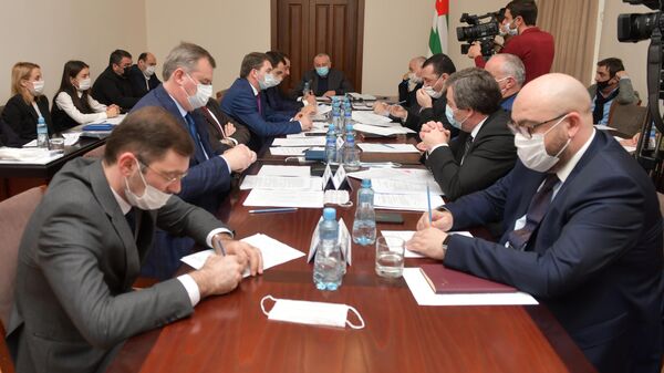Правительство Абхазии утвердило проект республиканского бюджета на 2022 год - Sputnik Абхазия