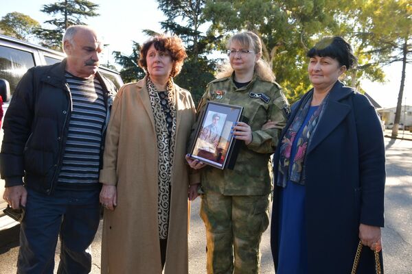 Останки пропавшего во время Великой Отечественной солдата из Абхазии передали родственникам  - Sputnik Абхазия