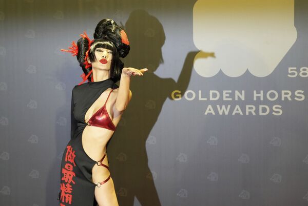 Американская актриса китайского происхождения Бай Лин прибывает на 58-ю премию &quot;Золотая лошадь&quot; в Тайбэй, Тайвань. - Sputnik Абхазия