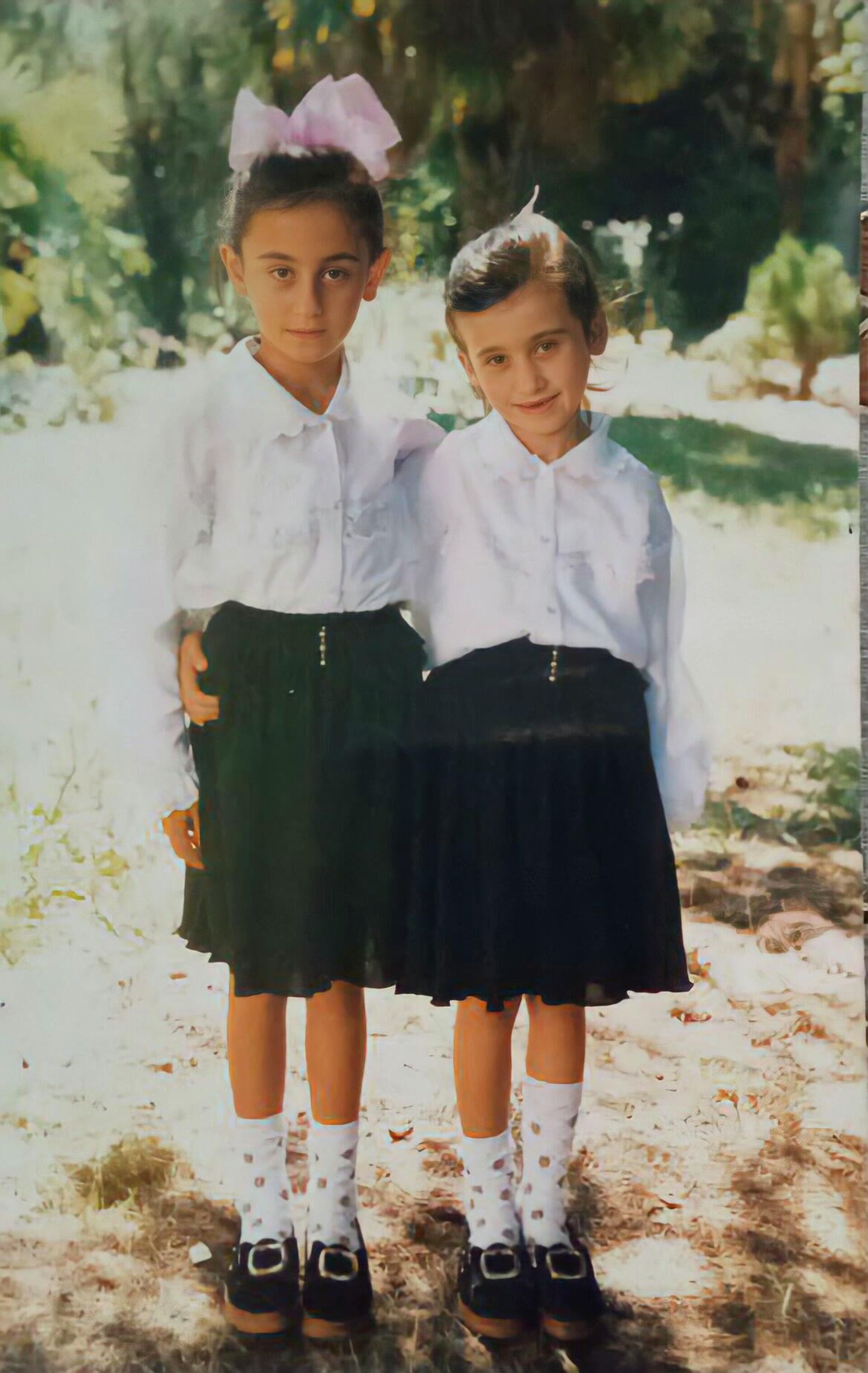 Алина Жиба(слева) и Алиса Жиба  - Sputnik Абхазия, 1920, 08.12.2021