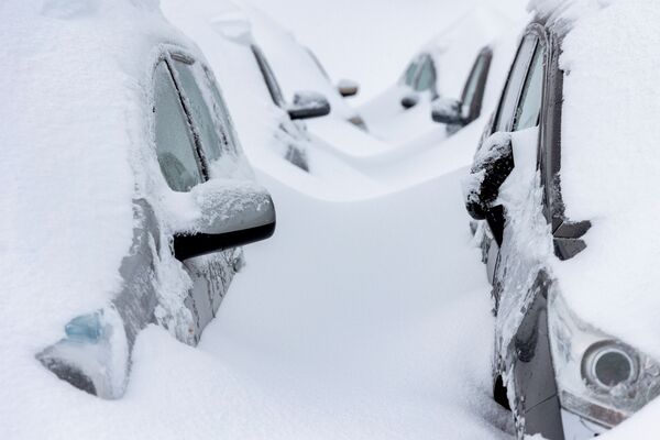 Занесенные снегом автомобили в Агдере, Норвегия - Sputnik Абхазия