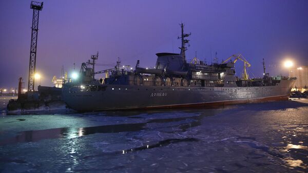 Украинский командный корабль Донбасс  - Sputnik Абхазия