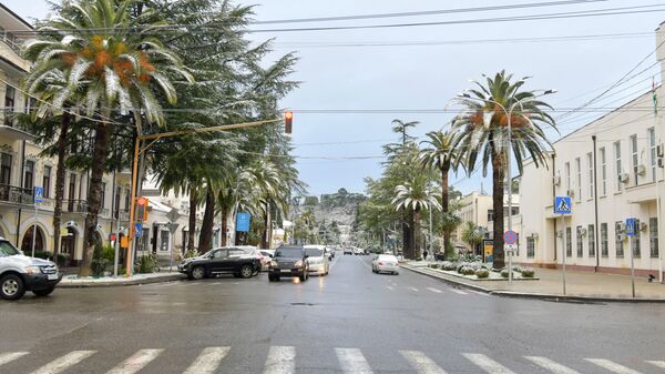 Первый снег в Сухуме 2021 - Sputnik Абхазия