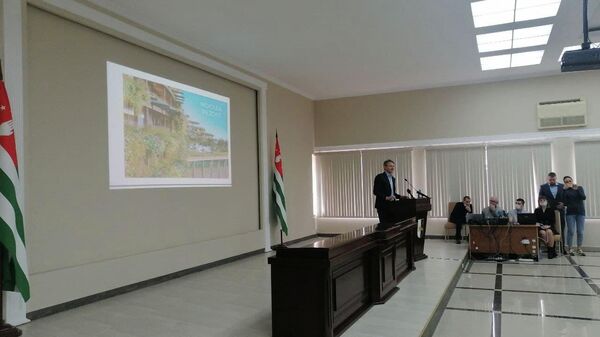 Проект пятизвездочного отеля Москва резорт представили в Кабмине Абхазии - Sputnik Абхазия