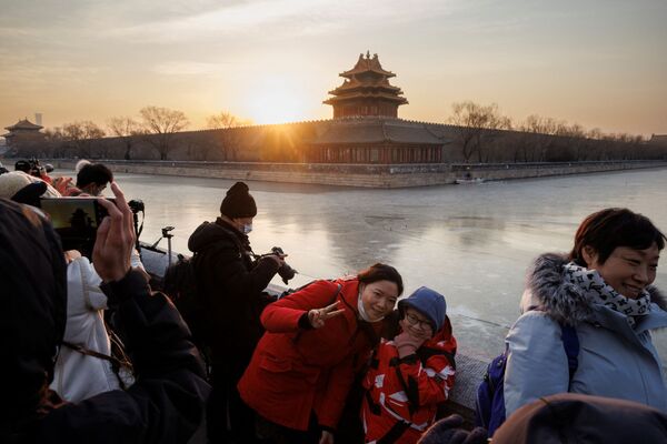 Встреча первого восхода года в Пекине. - Sputnik Абхазия