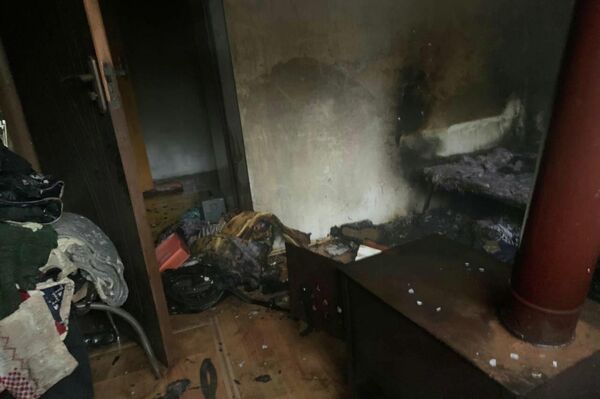 Пожар в частном доме в Гудауте - Sputnik Абхазия
