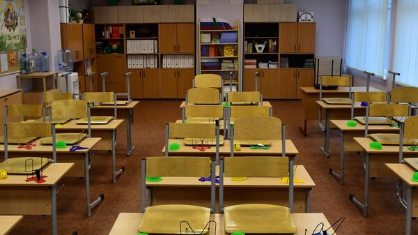 Школы Москвы отправят на двухнедельные каникулы из-за коронавируса - Sputnik Абхазия