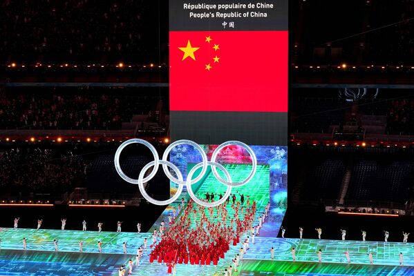 Церемония открытия прошла на пекинском стадионе &quot;Птичье гнездо&quot;. Он принял подобное мероприятие уже во второй раз — объект построили специально к летним Играм 2008 года. - Sputnik Абхазия