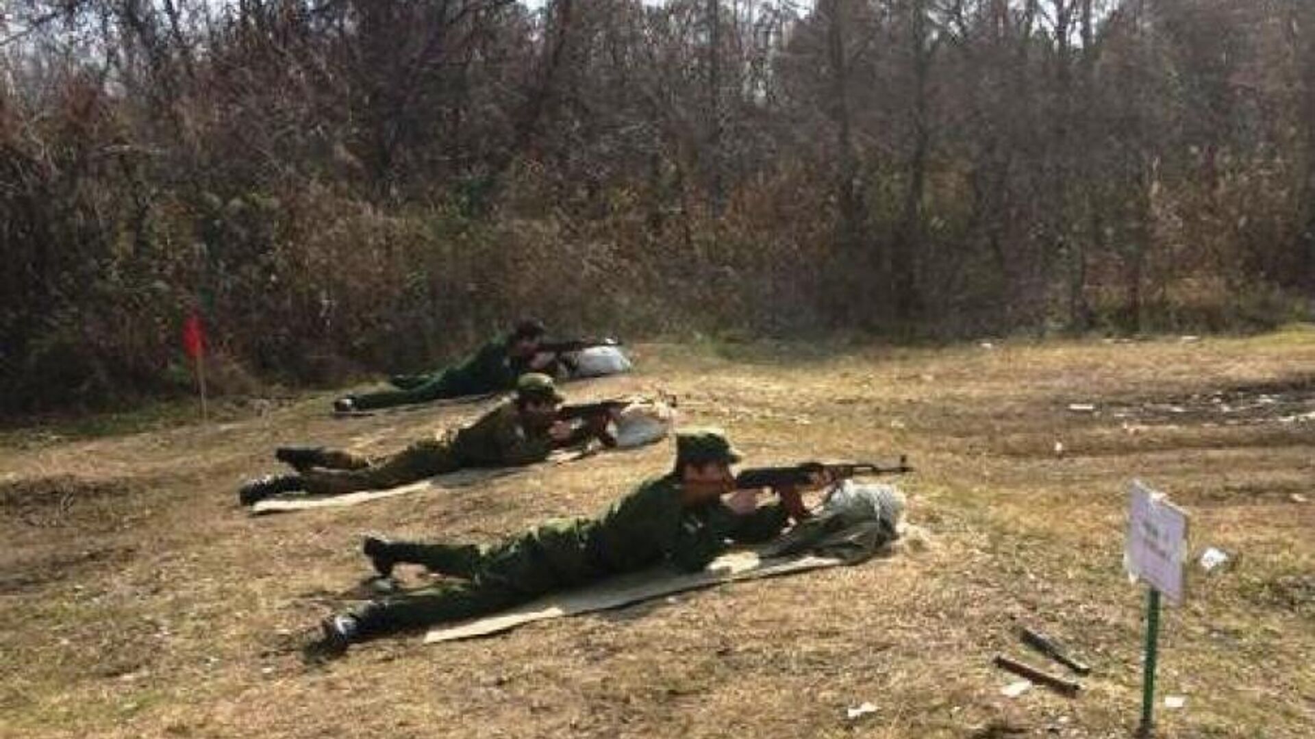 Абхазские военнослужащие приняли участие в соревновании по стрельбе из стрелкового оружия - Sputnik Абхазия, 1920, 17.02.2022