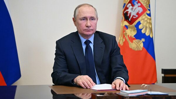 Владимир Путин выступает с обращением к россиянам. Прямая трансляция - Sputnik Абхазия