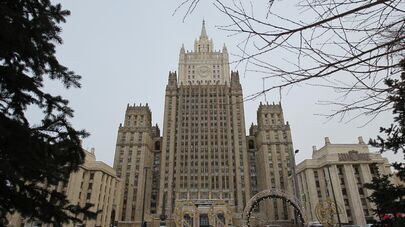 Здание Министерства иностранных дел РФ на Смоленской площади в Москве.