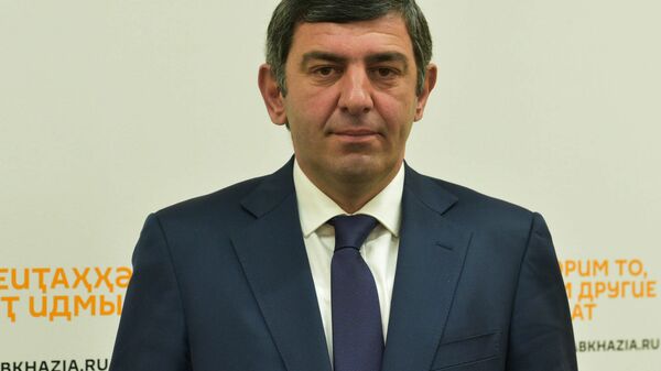 Главный четверг: Астан Агрба  - Sputnik Абхазия