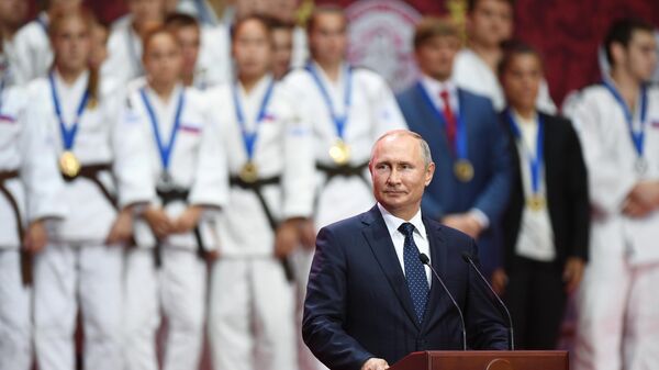 Президент РФ В. Путин принял участие в работе Восточного экономического форума - Sputnik Аҧсны