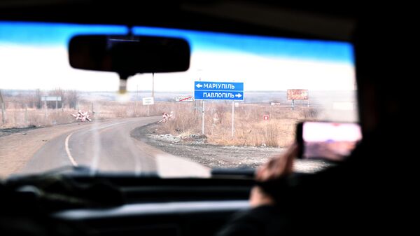 Помощь беженцам из окрестностей Мариуполя и жителям на территориях ДНР - Sputnik Абхазия